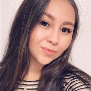 Meet your Posher, Damaris